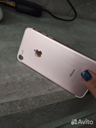 iPhone 7, 32 ГБ