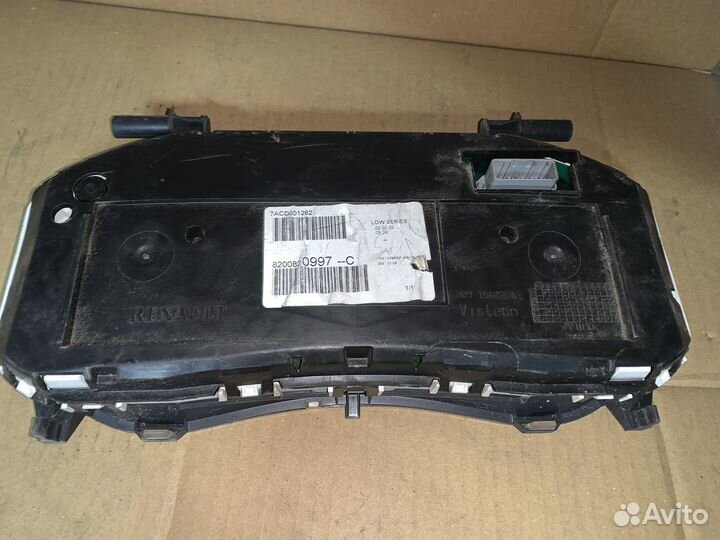 Панель приборов Renault Clio 3