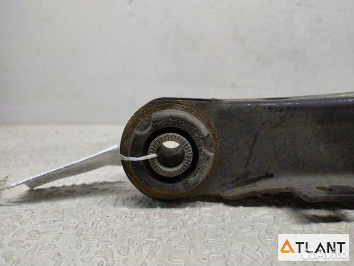 Рычаг задний правый toyota crown majesta