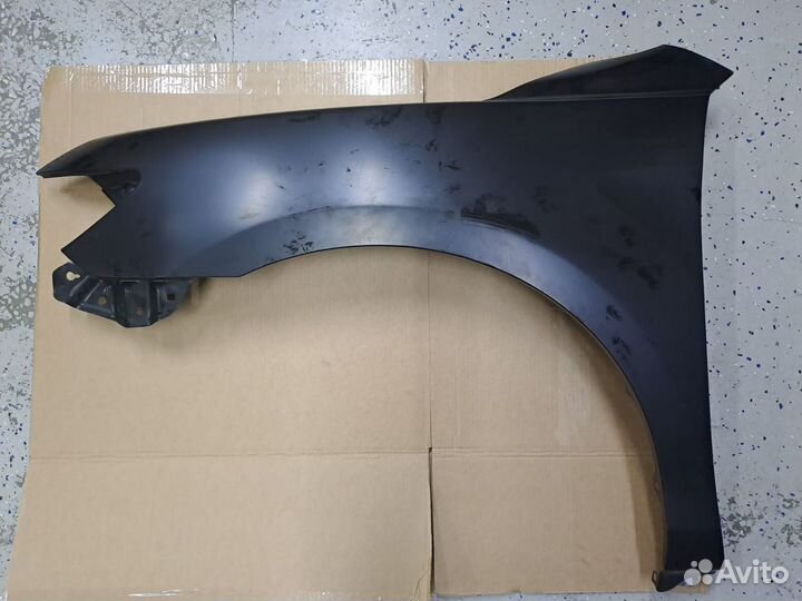 Крыло переднее левое без отв. 08/95-09/98 (италия)
