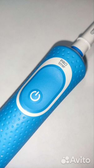 Зубная щетка Oral B Vitality голубая