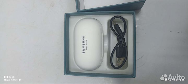 Беспроводные наушники samsung