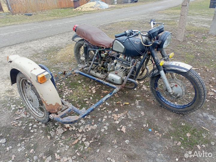 Мотоцикл Днепр