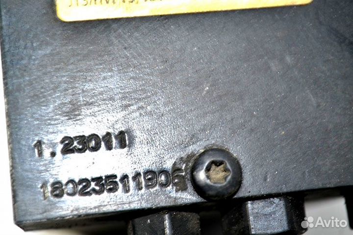 Насос подъема кабины scania R-series (01.04)