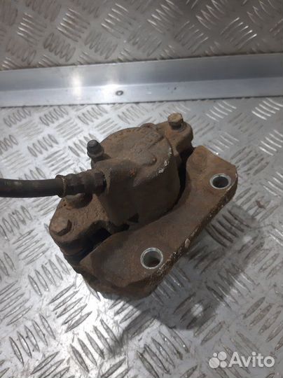 Суппорт передний левый Renault Logan K7M 2008