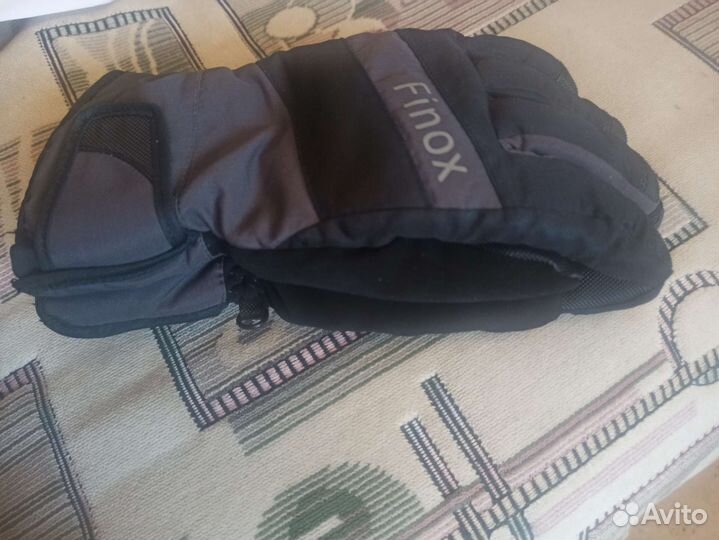 Фирменные перчатки зимние Новые