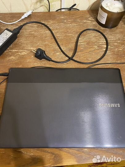 Ноутбук Samsung