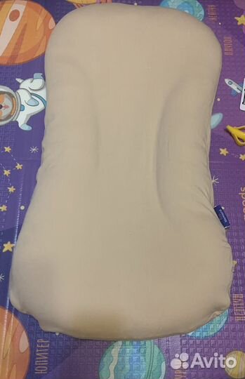 Подушка позиционер для новорожденных