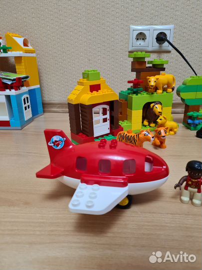 Развивающие игрушки