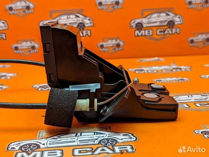 Замок багажника w203 C-class 612.962