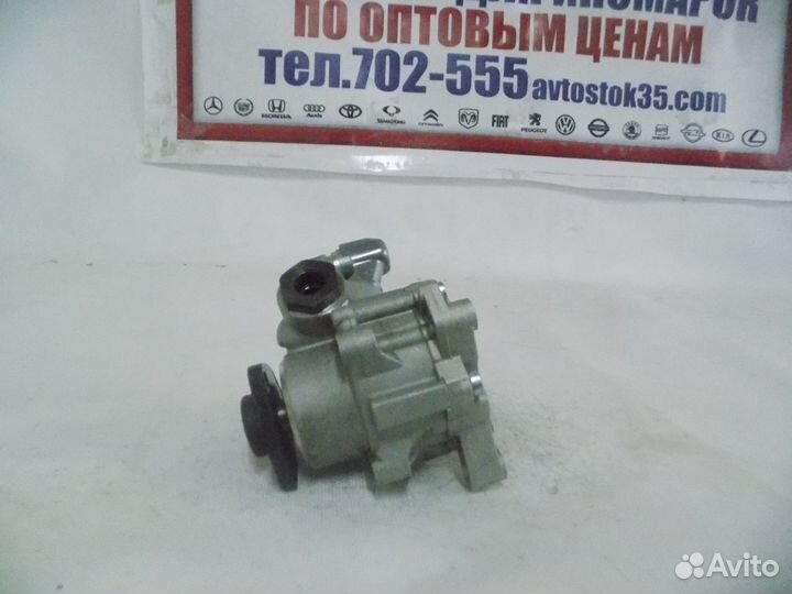 Насос гур Mercedes ML (98-05) V301843
