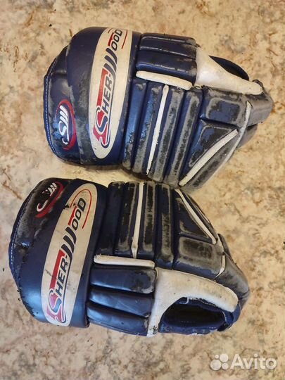 Краги хоккейные размер 14