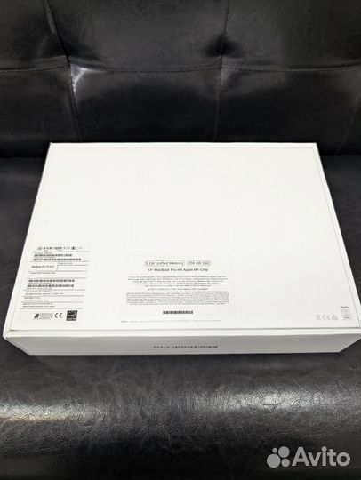 MacBook Pro 13 m1 (2020) 8/256 MDM Silver