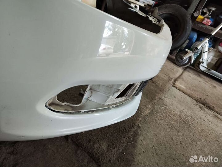 Бампер передний volkswagen polo передний