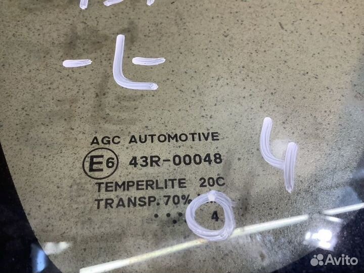 Стекло кузовное глухое левое Suzuki Sx4 M16A 2014