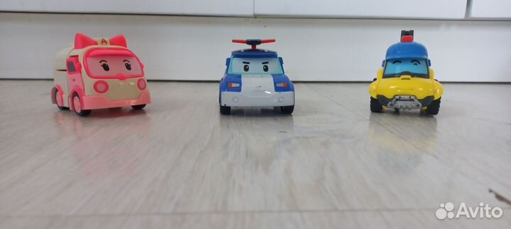 Машинки Поли Робокар
