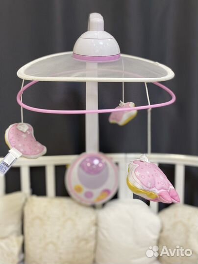 Мобиль на кроватку с пультом