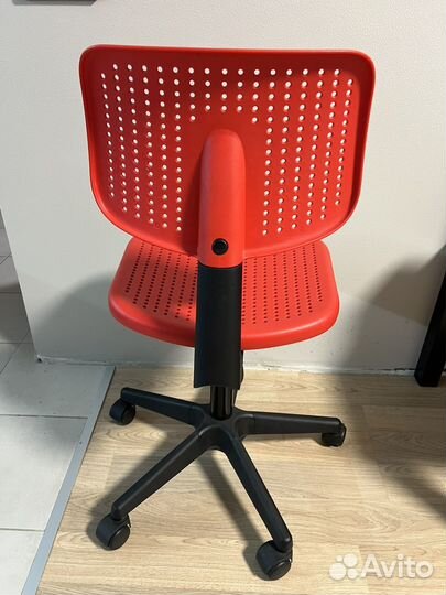Компьютерное кресло IKEA Alrik