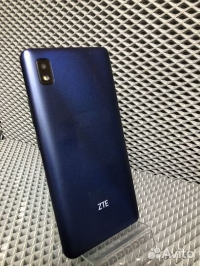 ZTE Blade L210, 32 ГБ