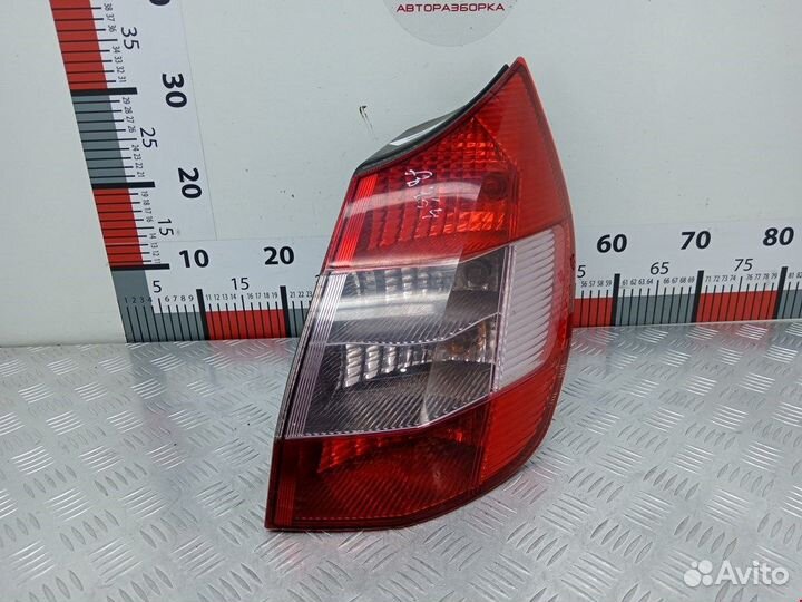 Фонарь задний для Renault Scenic 2 8200127702