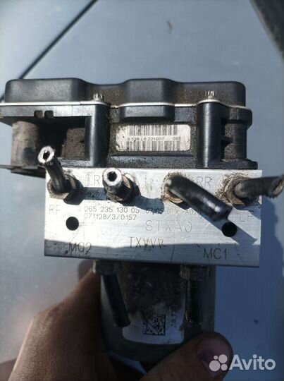 Блок abs Acura Mdx YD2 3.72010