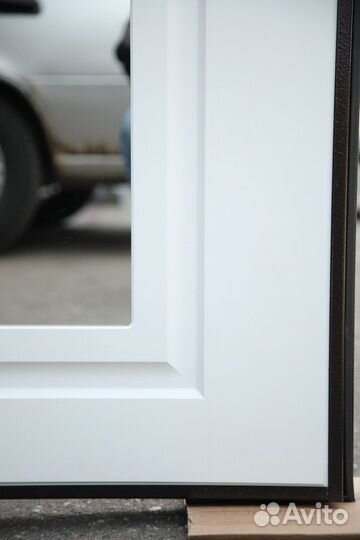 Входная дверь 