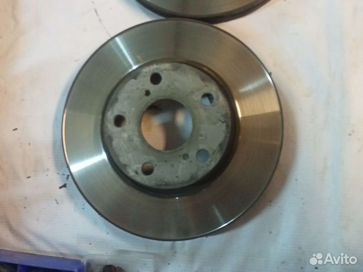 Тормозные диски toyota corolla 180
