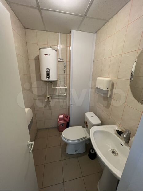 Нежилое помещение, 356 м²