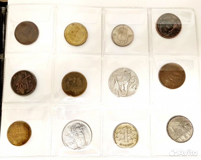 Зарубежные монеты набор в альбоме