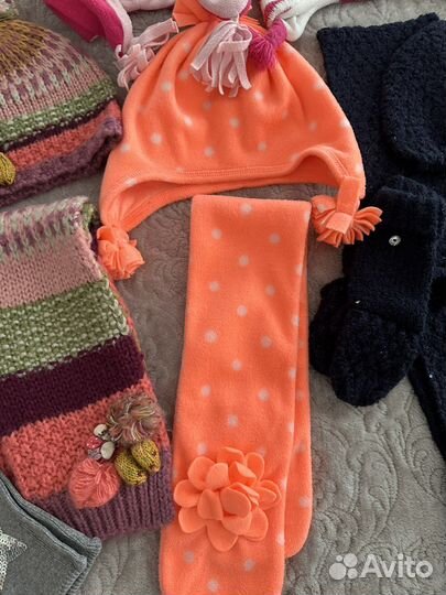Шапки и шарфы комплектами