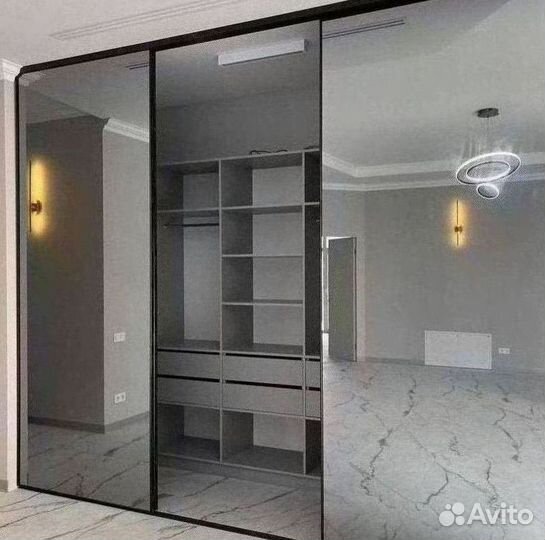 Современный шкаф купе