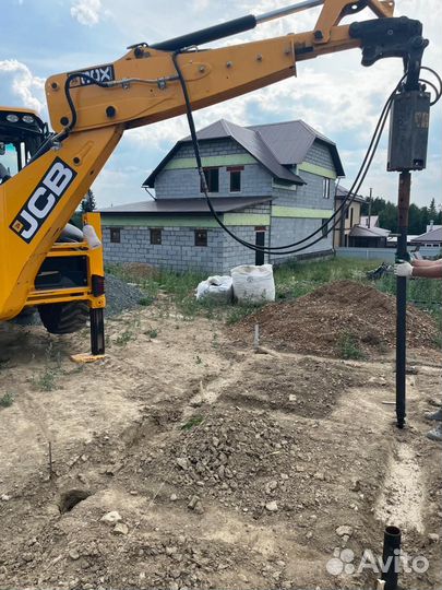 Аренда спецтехники, экскаватор- погрузчик