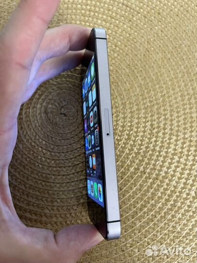 iPhone 5s