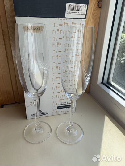 Бокалы для шампанского