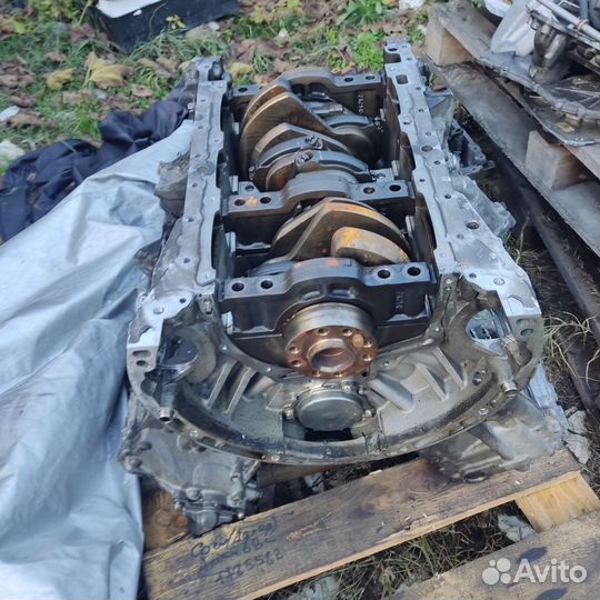 Запчасти на mercedes benz 221