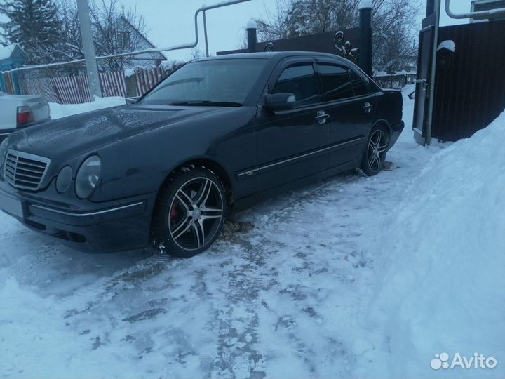 Mercedes-Benz E-класс 3.2 AT, 1999, 270 000 км