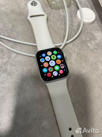 Часы apple watch 6 40 mm