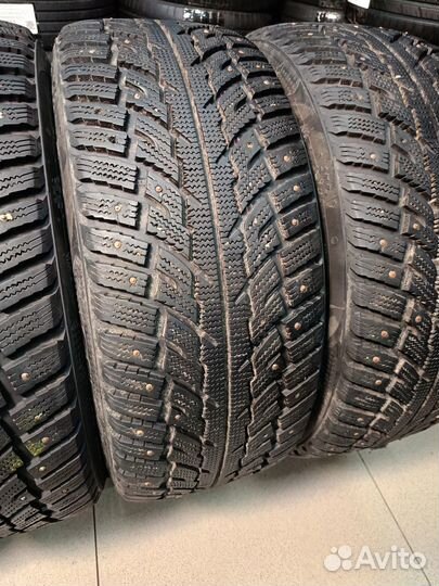 Kumho I'Zen RV Stud KC16 235/55 R17 103T