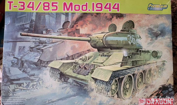 Модель танка Т34/85, 1944 г,Драгон,1/35