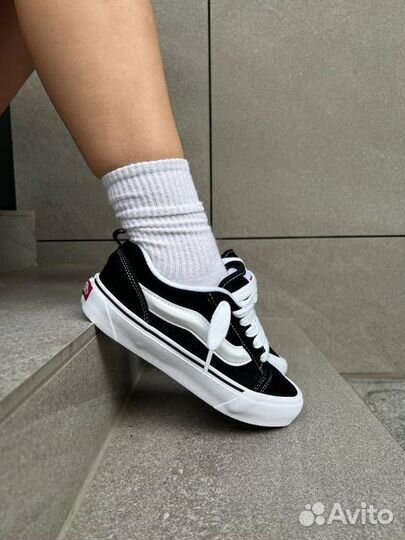 Vans knu skool