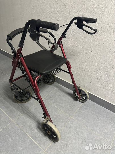 Ходунки для взрослых на колесах