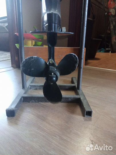 Лодка с мотором