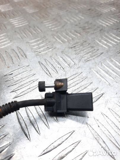 Датчик коленвала Opel Vectra хэтчбэк 5 дв. 1.8