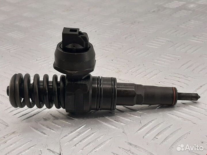 Форсунка для Skoda Octavia 1U