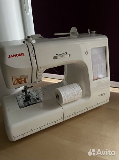 Швейная машинка janome