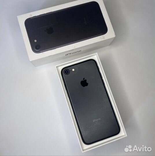 iPhone 7, 32 ГБ