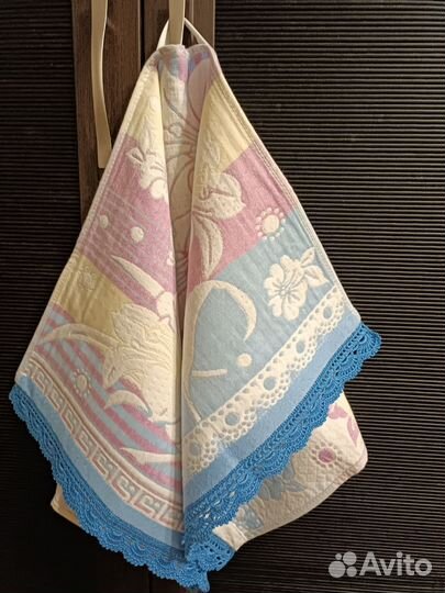 Полотенце для рук с кружевом ручной работы