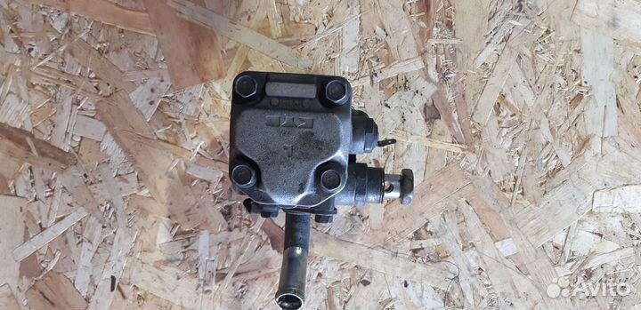 Насос гур Mitsubishi Pajero (V90) IV (2006–2011)