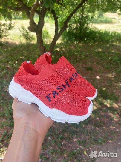 Кроссовки сетка детские новые (26-31р)
