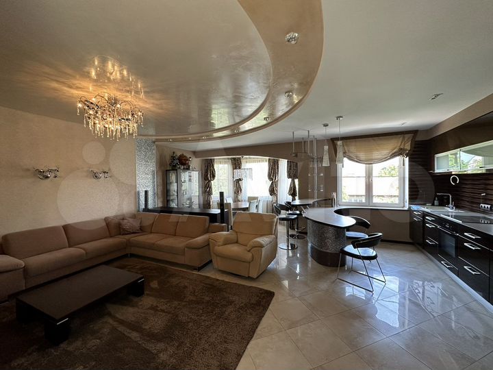 5-к. квартира, 145,2 м², 4/5 эт.